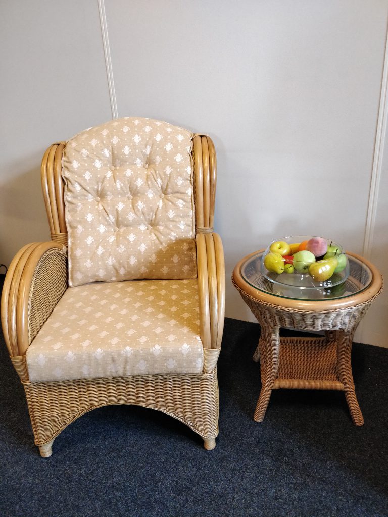 Kussen voor rotan fauteuil Florida beige kroon. Top Kussens