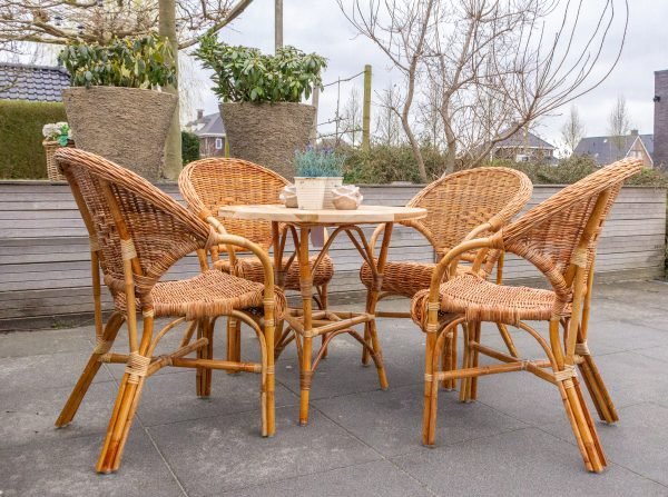 Schat Industrialiseren Ga terug Rotan terrasstoel Petra - stapelbare rieten stoelen met tafel